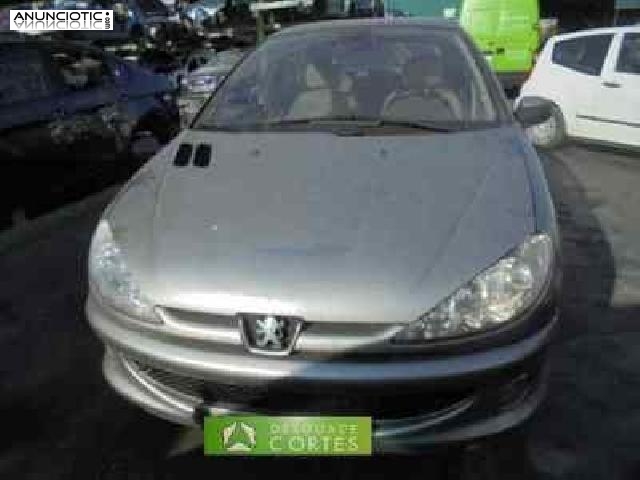 Paragolpes del 290048 peugeot 206