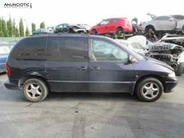 Paragolpes del 203421 chrysler voyager