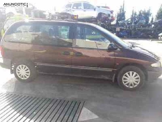 Paragolpes del 223269 chrysler voyager