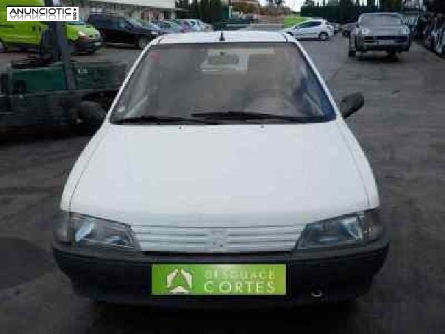 Piloto 180974 peugeot 106 (s1) cocktail