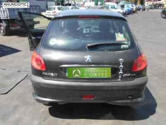 Paragolpes del 340989 peugeot 206