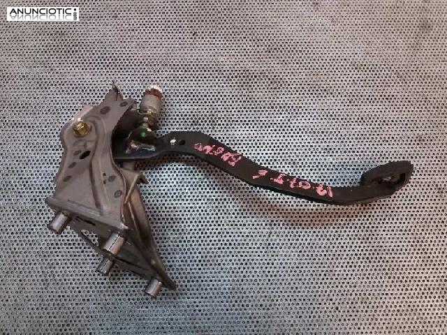 1284050 pedal toyota lexus is 200 sport