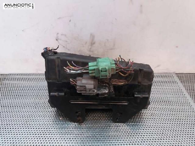 1056907 caja honda accord berlina 1.8