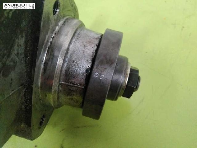 1124446 bomba ford mondeo berlina ghia