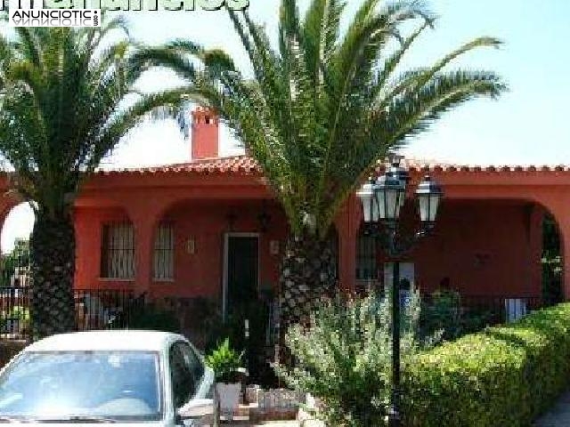 Se alquila y o vende chalet en lliria urbaniza 