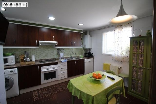 Adosado en venta de 236 m en alcarava