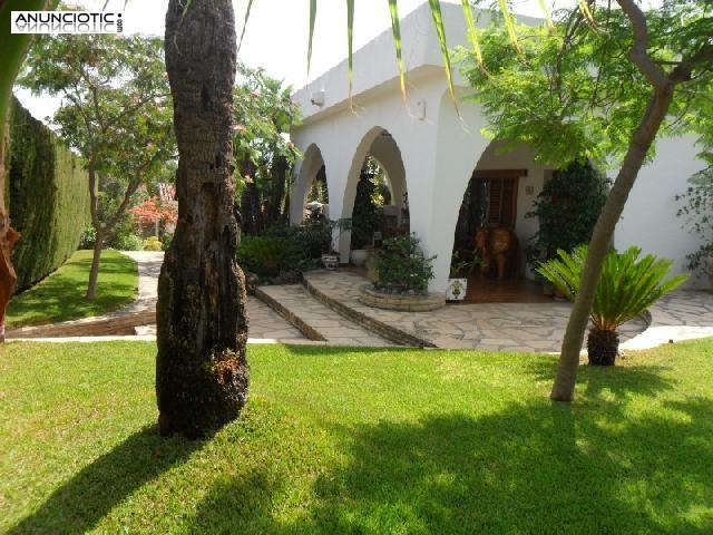 Casa/chalet en venta de 289 m en chiva