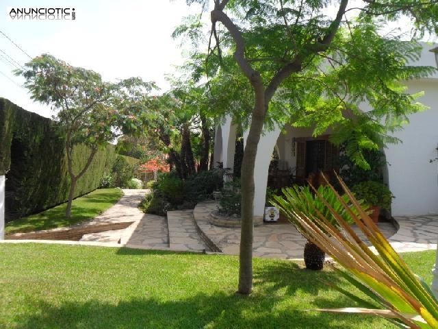 Casa/chalet en venta de 289 m en chiva