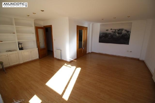 Se vende piso en paterna por 85.000 ?