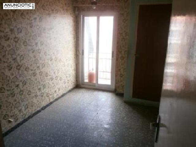 Se vende piso en valencia por 26.460 ?