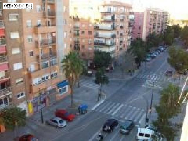 Se vende piso en valencia por 55.000 ?