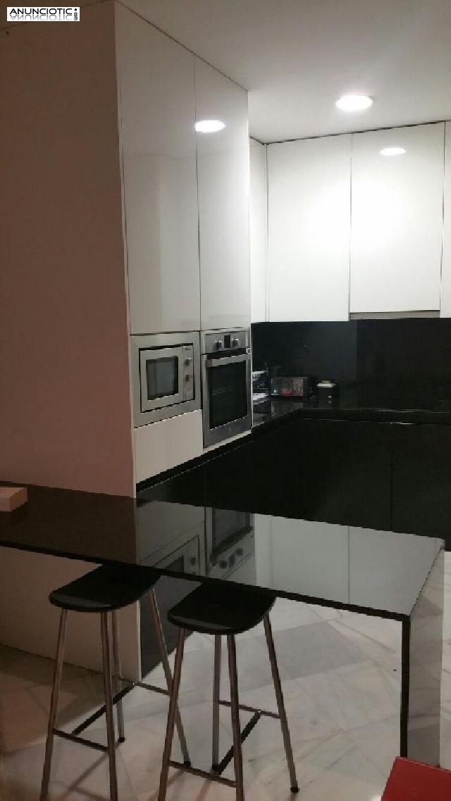 Se alquila loft en la xerea, valencia