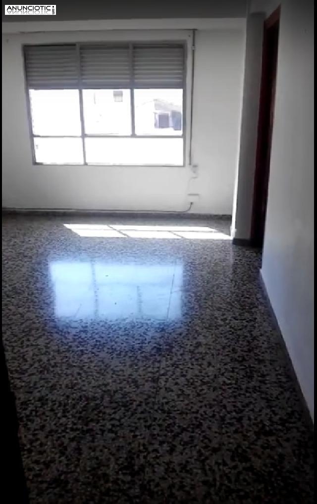 Confortable piso en rascanya de 76 m2