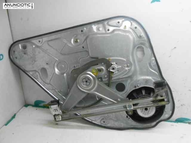 Elevalunas trasero derecho 3221701 ford