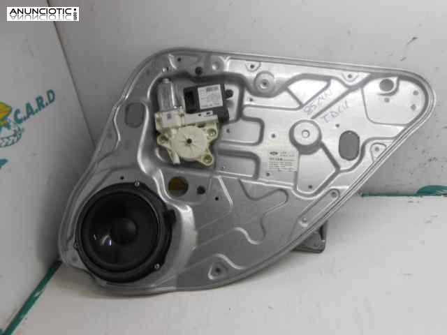 Elevalunas trasero derecho 3221701 ford